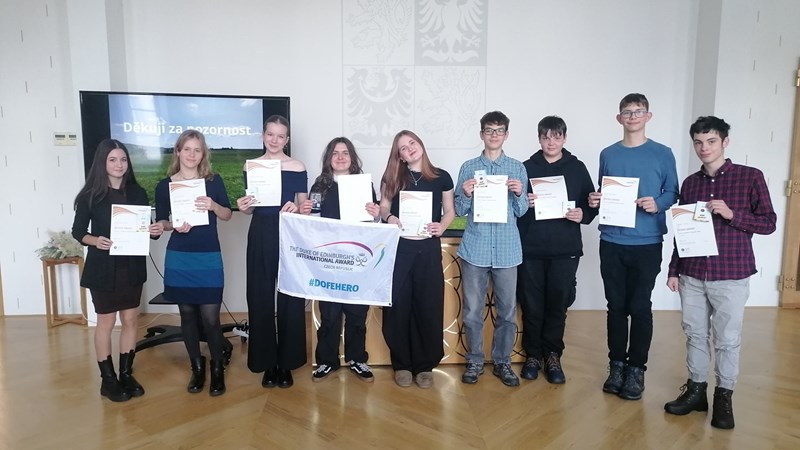 9 statečných – slavnostní předání bronzové úrovně DofE