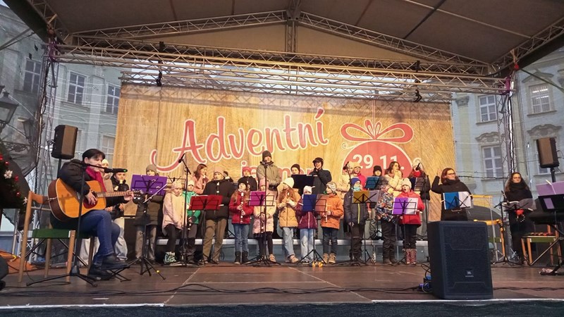 Vánoční koncerty flétnového souboru na náměstí