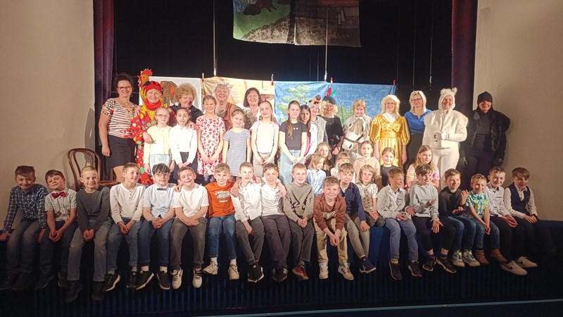 Pohádkové představení - O dvou sestrách – 3. A, 3. B