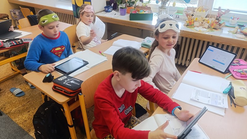 Světový den spánku ve 3. A, 3. B