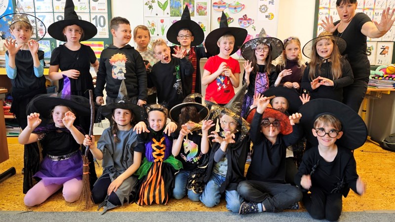 Čarodějnický den v 1. A