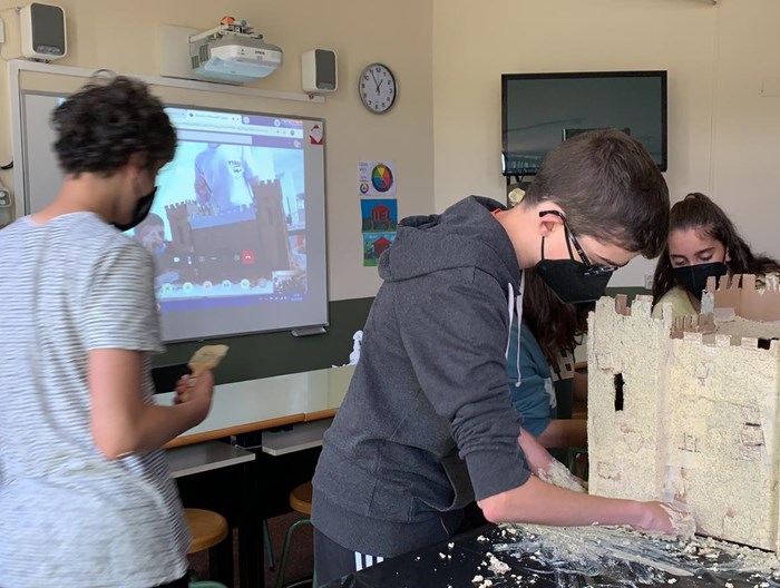 Španělský tým při práci